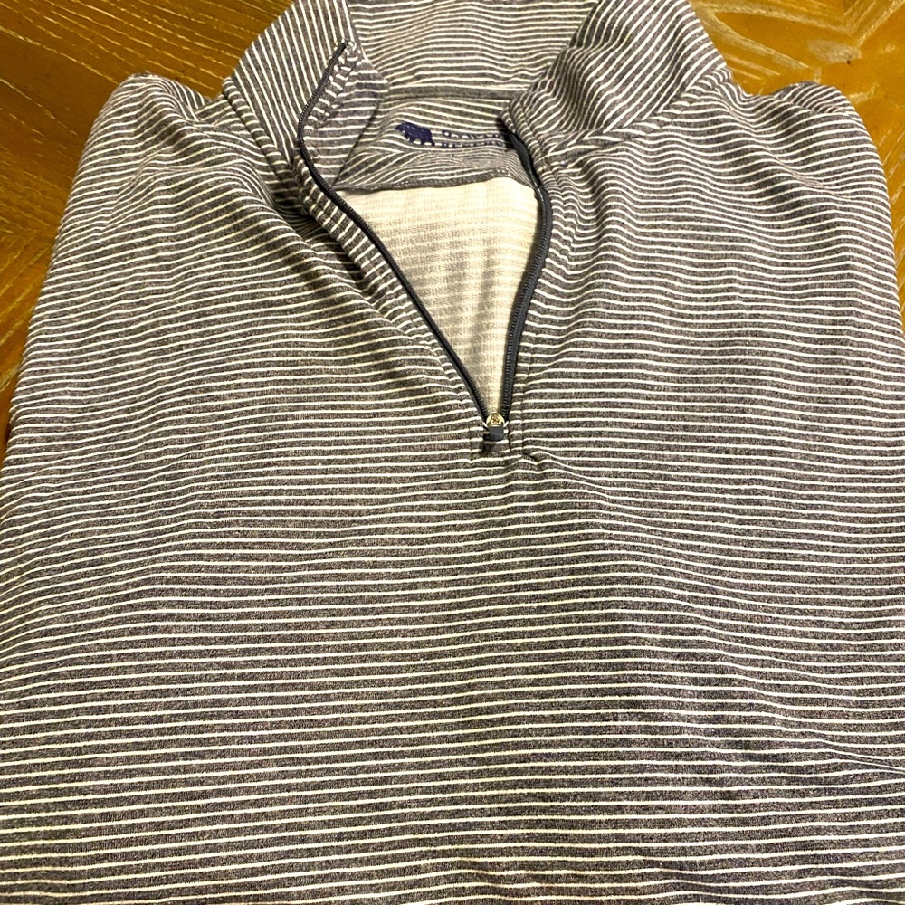 Men’s XL Onward Reserve pullover